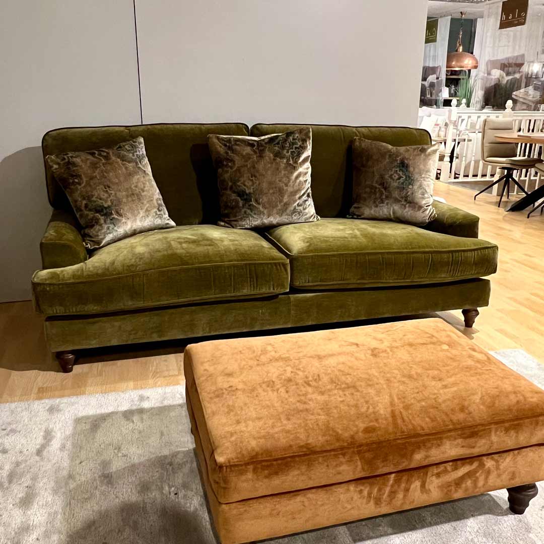 Sandringham large sofa in green vintage velvet fabric