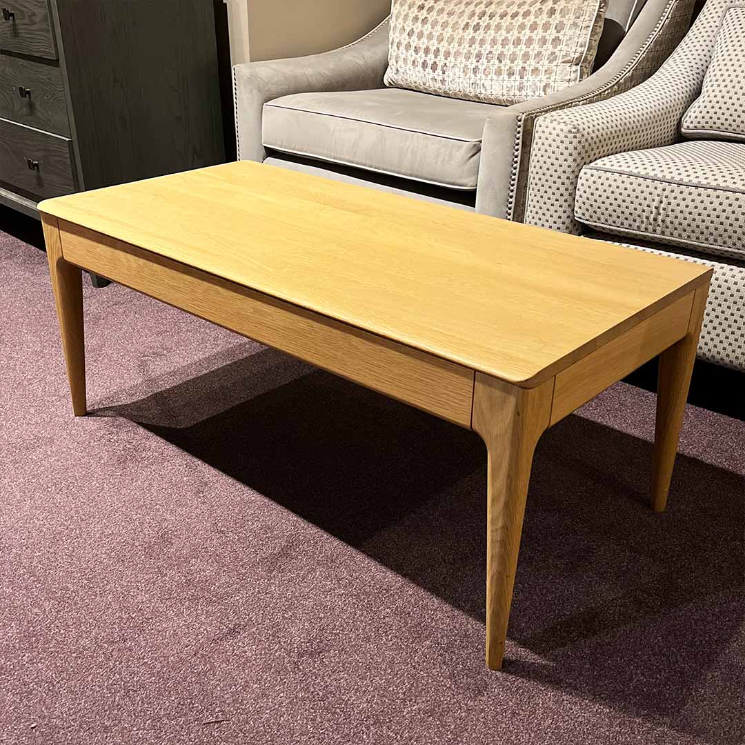 Mia oak coffee table