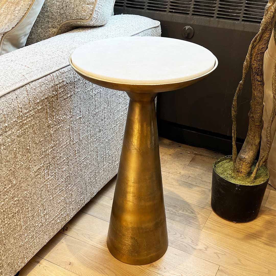 Ethan end table 380 by richmond interiors