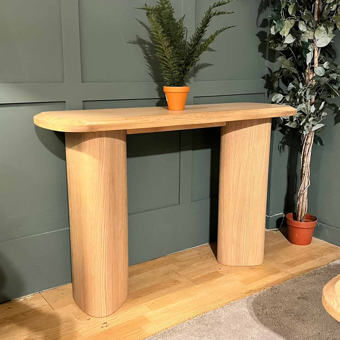 Lisbon light oak console table