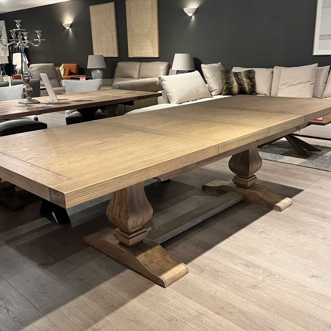 Woodstock extra large extending solid oak table
